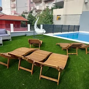 Nikola Apartament